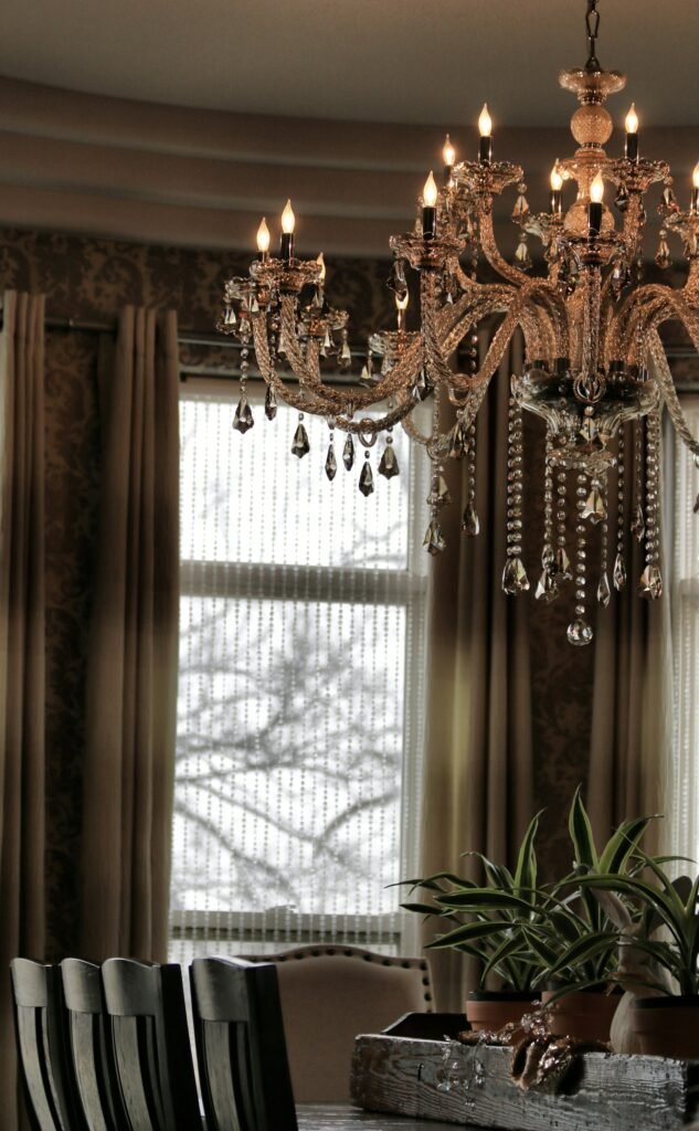Maharani crystal chandelier, 15 lights, gold