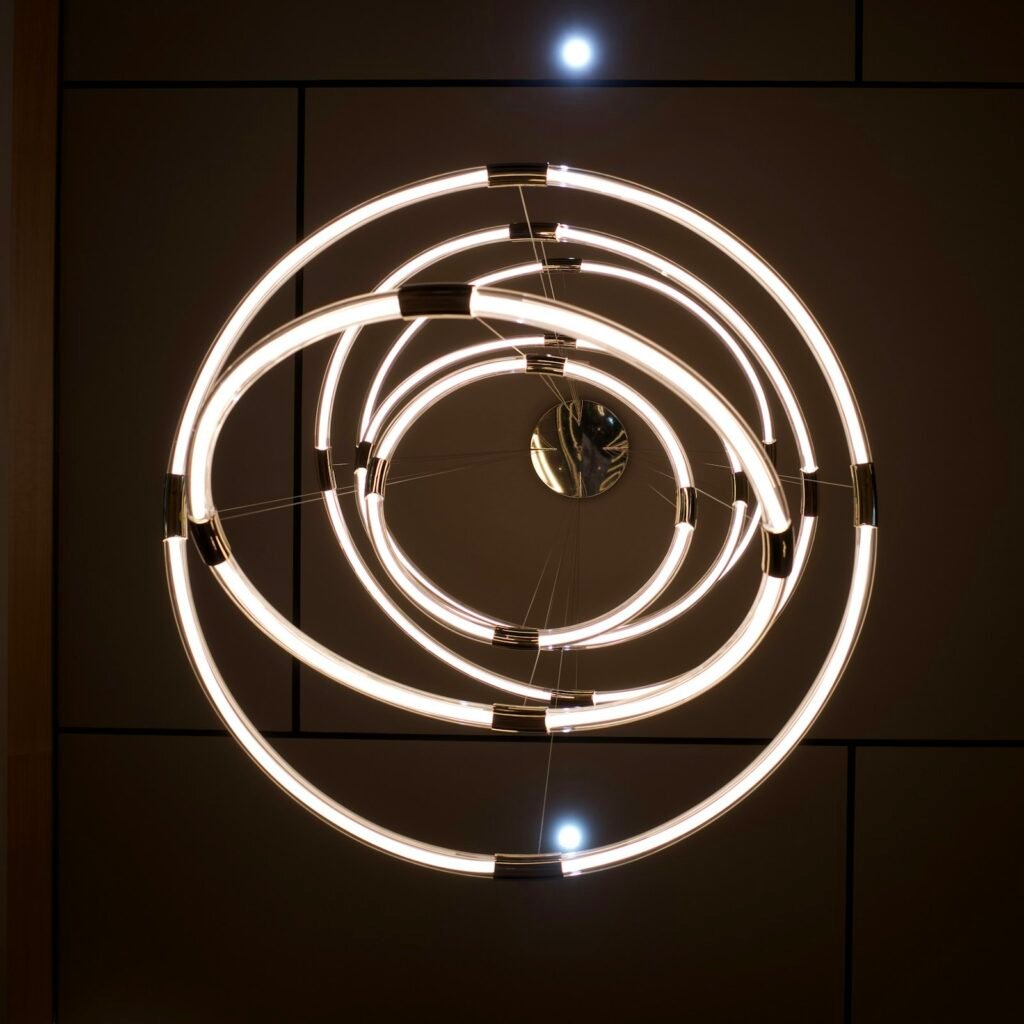 Halo ring pendant, 3 rings, 600 mm