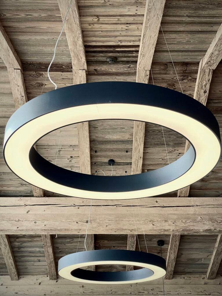 Halo ring pendant, 3 rings, 600 mm