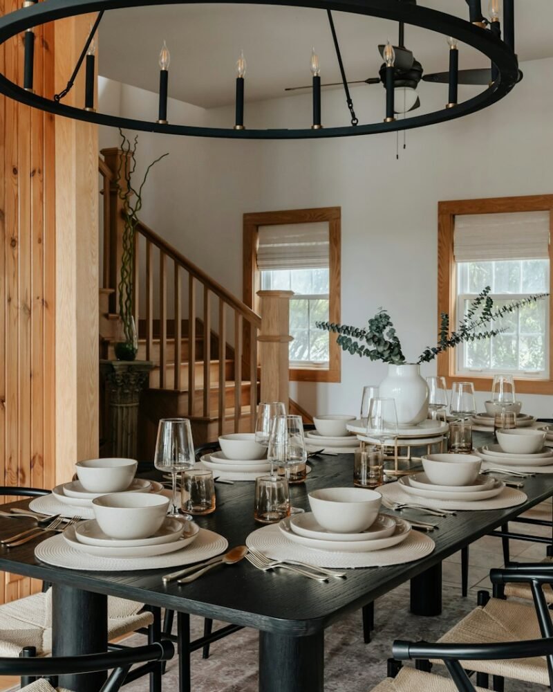 Lumen linear crystal chandelier, 1200 mm, for dining tables