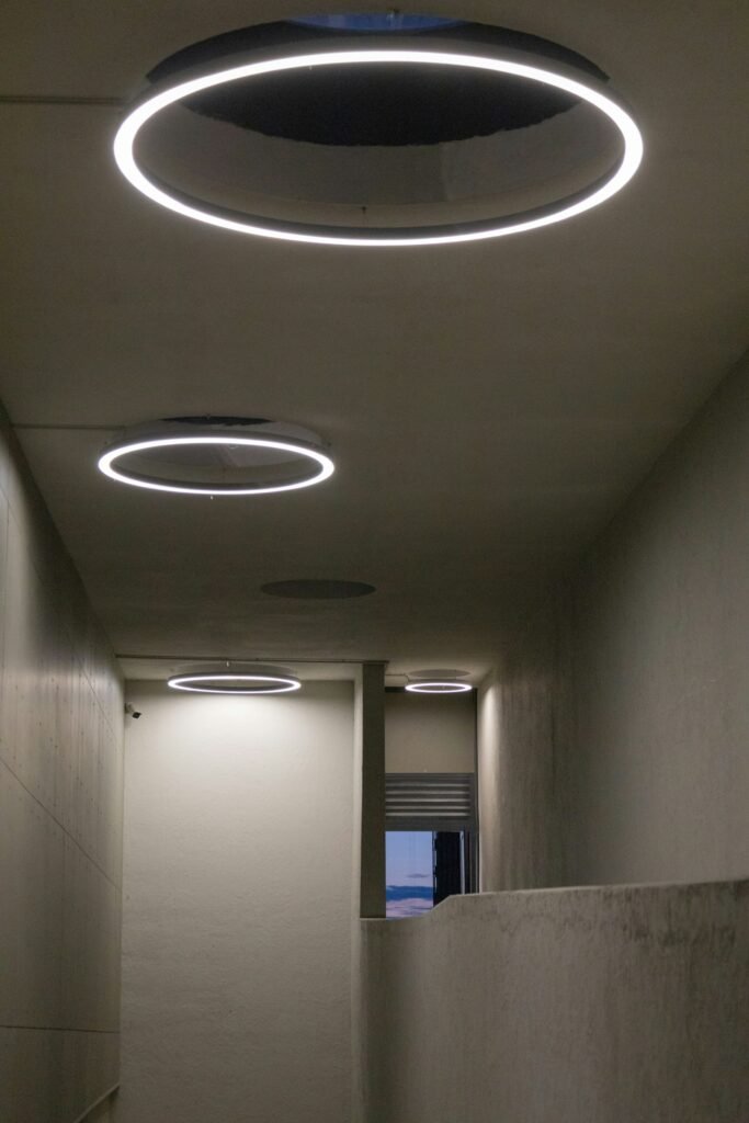 Orbit LED ring ceiling light, 3000 K, dimmable
