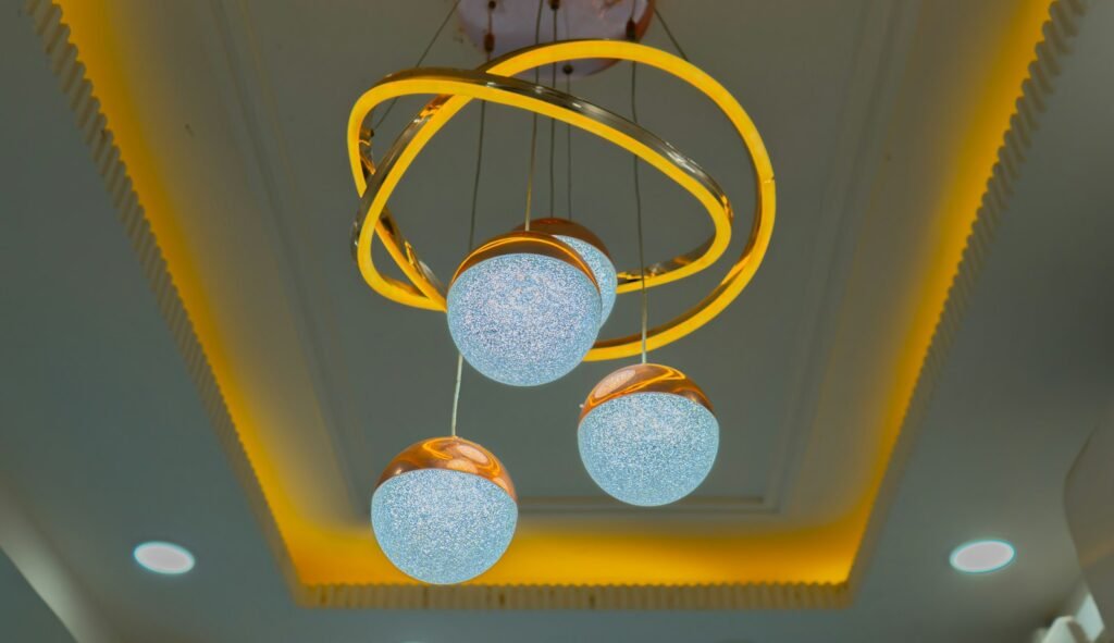Sfera brass globe chandelier, 9 lights