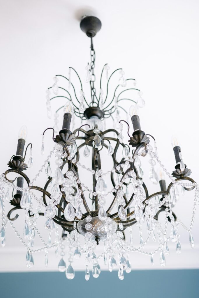 Tiara 5-light brass chandelier
